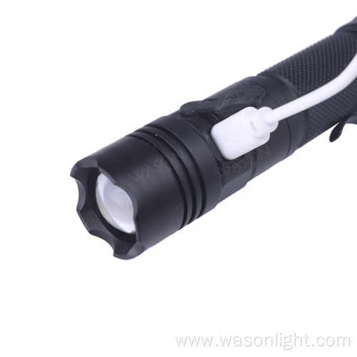 Strong Light Focusable Outdoor Flashlight Led